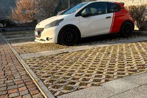 Peugeot 208 gti 1.6 2013