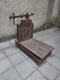 Antica bilancia per arredo 