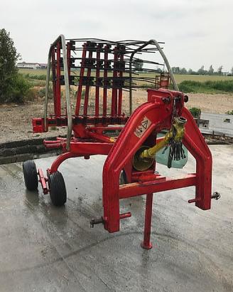 Trattore ranghinatore 10 braccia