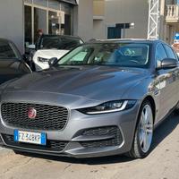 Jaguar XE 2.0 D 180 CV aut. S
