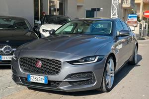 Jaguar XE 2.0 D 180 CV aut. S