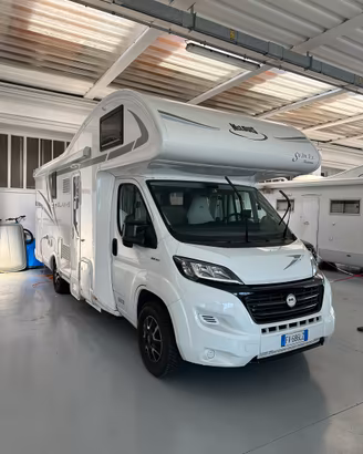 McLouis Glamys 823 del 2019 full optional