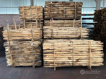 Pali per recinzione in castagno scortecciato