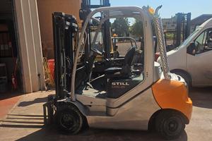 Carrello elevatore diesel marca STILL portata 2500