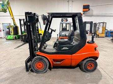 CARRELLO ELEVATORE LINDE DIESEL 25 QUINTALI