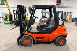 CARRELLO ELEVATORE LINDE DIESEL 25 QUINTALI