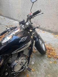 Moto custom kimko venox 250i