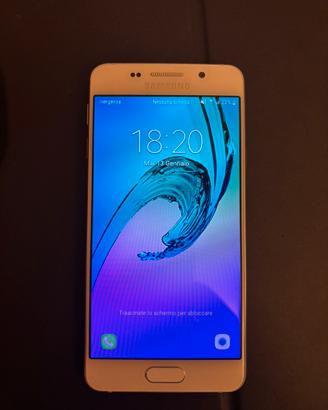 Smartphone Galaxy A3 (2016)