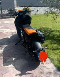 SCOOTER BMW CE04 ELETTRICO