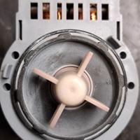 Pompa scarico lavatrice AQ 8L 092U