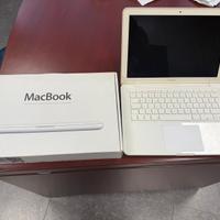 Apple Macbook 2010