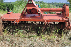 Fresatrice Fresa a puntonti Rau per trattore
