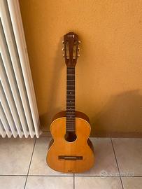 Chitarra acustica