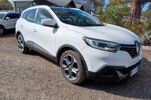 Renault dCi 8V 110CV EDC Energy Bose