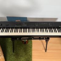 Stage piano Kawai MP-7 + Flight case THON