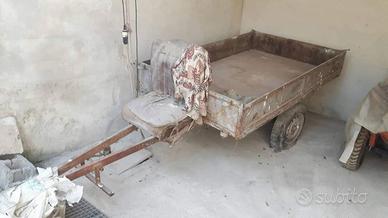 Carro motozappa