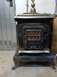 stufa a legna in ghisa 