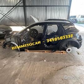 Renault Captur 2021 Scocca per tagliate