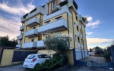 RIF. 512 - BILOCALE IN PALAZZINA RECENTE CON BOX A