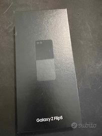 Samsung Z Flip 5 8GB 512GB Graphite