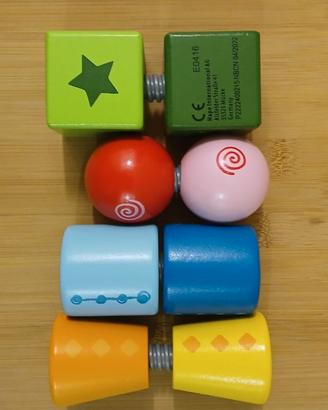 Gioco avvita e svita in legno Hape