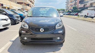 Smart ForFour 70 1.0 Prime LED NAVI PDC SEDILI RIS