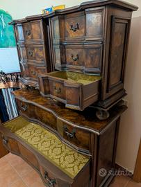 Cassettiera e comodini vintage in legno massello 