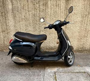 Vespa 125 LX