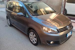 Volkswagen Touran Business 1.6 TDI DSG Comfortline