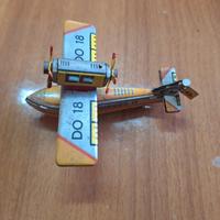 Aereo in latta anni 60