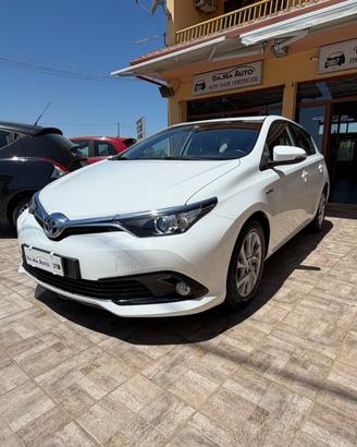 Toyota Auris 1.8 Hybrid Business
