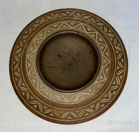 Portacenere etnico in legno