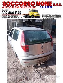 Ricambi Fiat Punto Fanalona cod 188A4000