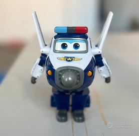 Super Wings Paul