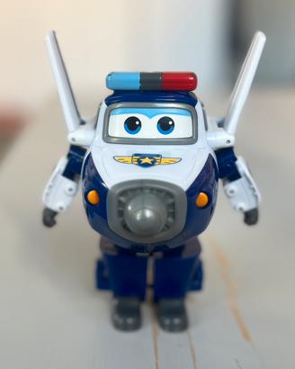 Super Wings Paul