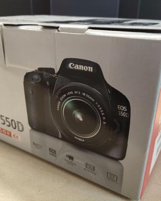 Fotocamera CANON 550D + 2 OBIETTIVI