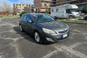 Opel  Astra sport tourer cosmo 1.7 euro5
