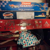 Piste macchinine Cars, Motori e Co, Carrera