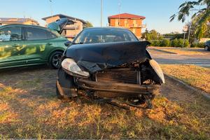 Fiat grande punto metano incidentata