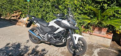 Honda NC750X DCT ABS - Solo 16.527 km - CarPlay