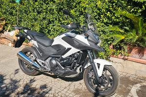 Honda NC750X DCT ABS - Solo 16.527 km - CarPlay