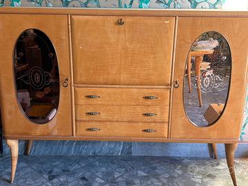 Mobile bar in legno, anni '60