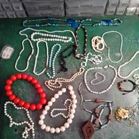 collane e bigiotteria