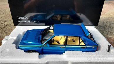Kyosho Lancia Delta HF Integrale  1/18