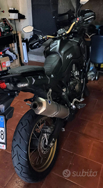 Africa twin 1000 2019 per NAKED