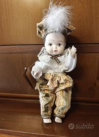 Bambola porcellana Capodimonte, linea artigianale