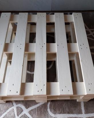 Tavolino Pallet fatto a mano