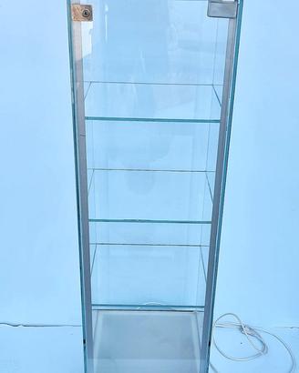 Vetrina vintage base metallo illuminata al LED