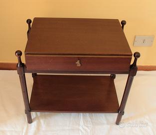 Comodino modernariato anni '60