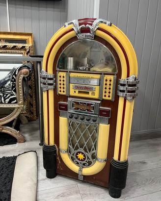 Juke box